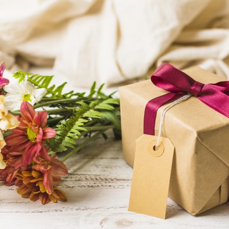 Simple Birthday Gifts: A Guide to Meaningful Birthday Gifts