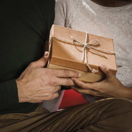 Thoughtful Couple Gift Ideas for Every Occasion